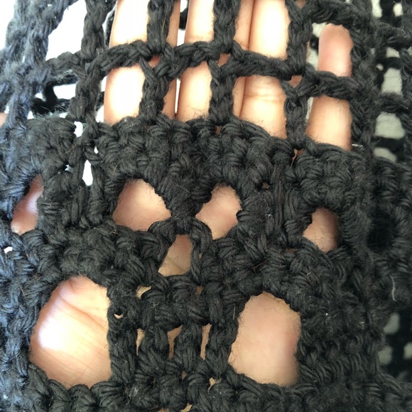 Handmade crochet tank - Picture 4 of 5